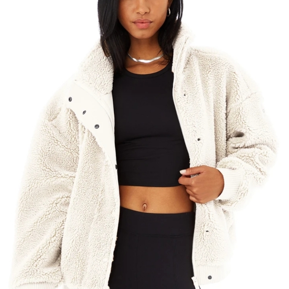 Sherpa Varsity Jacket Alo Yoga Small